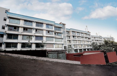 Aarey Colony Hotel | Capital O 29124 Royal Palms Hotel
