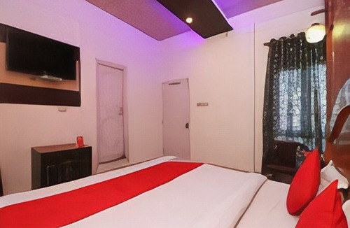 Manipal Hotel | OYO 74862 Shree Krishna Leela