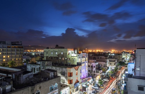 Dabagardens Hotel | Hotel Saaket Residency