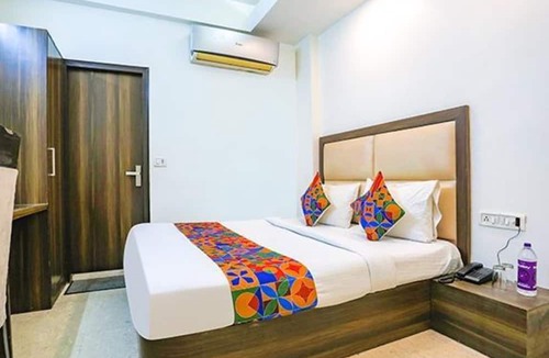 Chittaranjan Hotel | FabHotel JPM The Grand Bella