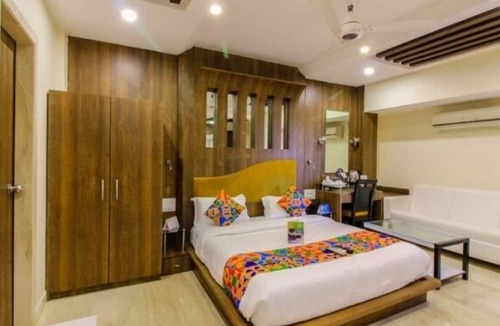 Marol Hotel | Fabhotel Sg Garden