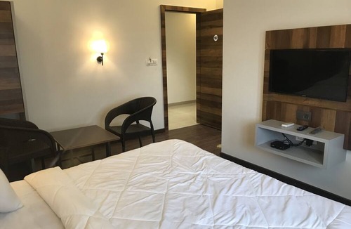 Nanded Hotel | City Point Executive