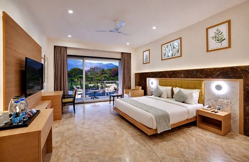 Bedla Hotel | Villa Le Palm - Luxury Resort Near Fateh Sagar Lake (3 KM) Udaipur