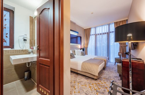 Carei Hotel | L'art Hotel Carei
