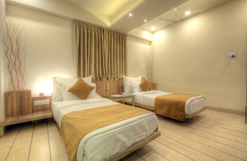Navrangpura Hotel | Scenaria Hotel
