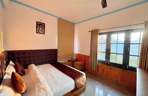 Bhagtpura Hotel | Luxury Hotel Sapphire Inn-Mountain View