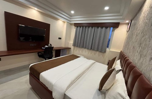Gorakhpur Hotel | THE SPARK Gorakhpur Divya Nagar