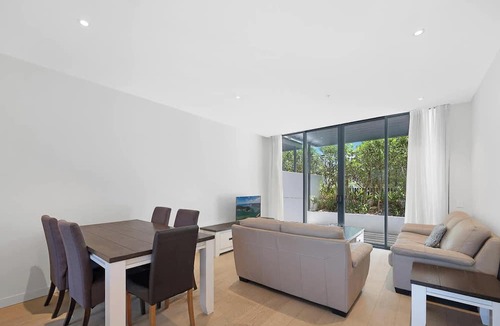 Macquarie Park Apartment | Metawise BnB Modern 4BR in Macquarie Park