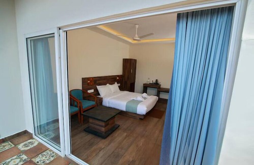 Anachal Resort | Gardenia Resort Munnar