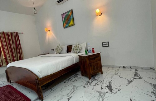 Gogunda Hotel | Amrai Valley Resort