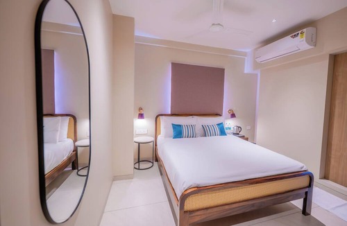 Pune Hotel | Indie Stays Studio Kharadi