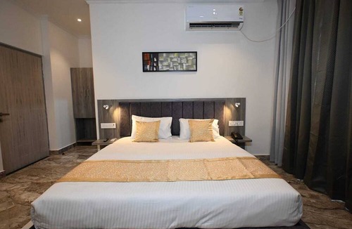 Sarnath Hotel | Tarang Stay Inn
