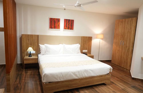 Hubli Hotel | OASIS SUITES