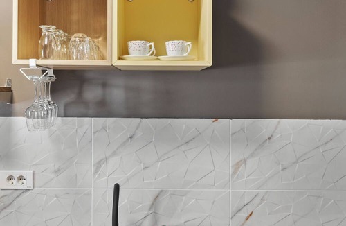 Sector 4 Apartment | Luxury Rouse