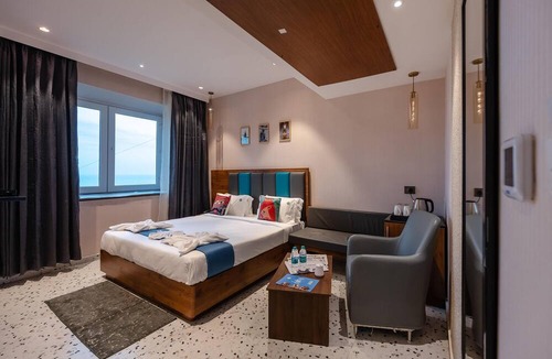 Rushikonda Hotel | The Hive