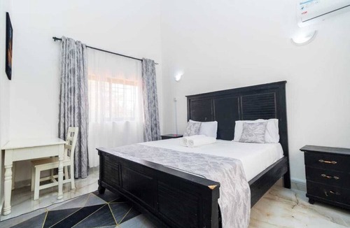 Mombasa Villa | Lux Suites Nyali Holiday Villa