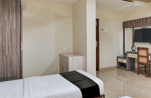 Central Chennai Hotel | Collection O Hotel Chennai Palace