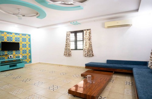 Ulhasnagar Hotel | Nirva The Cottage Resort, Kondeshwar Road Badlapur