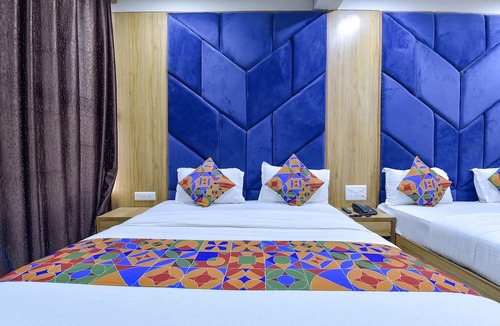 Vastrapur Hotel | Fabhotel Sury Villa