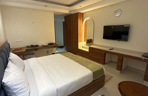 IMT Manesar Hotel | MIKADO PALACE