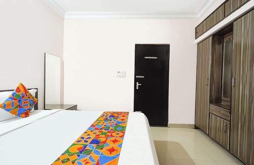 RR Nagar Hotel | FabHotel Utsav Palace Inn
