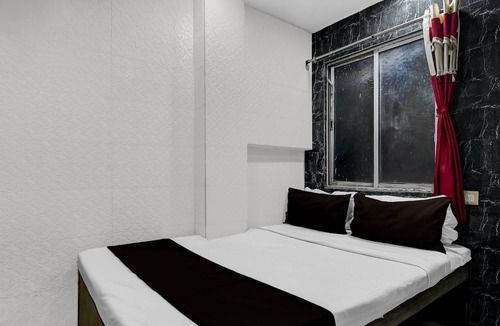 Kolkata House | Deluxe Babu Lal Soni Guest House