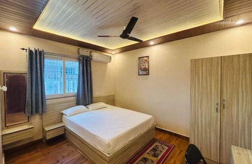 Jamui Hotel | Royal Mint Government Bus Stand Rd