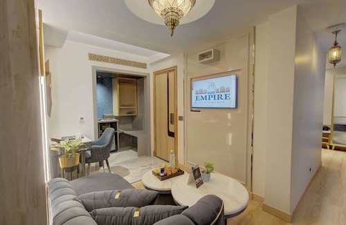 Paharganj Apartment | Empire Platinum Suites