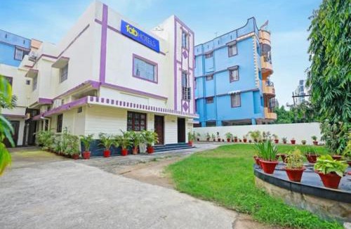 Ranchi Hotel | FabHotel Cherish Stays