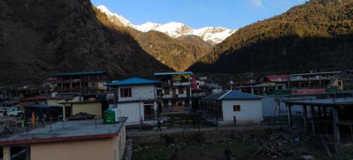 Kharsali Hotel | Omji Niwas - Kalindi