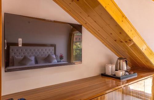 Theog Bed & Breakfast | Vamitag Inn