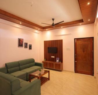 Thiruvananthapuram Apartment | Urban living 2BHK Luxe-Happifistays