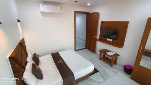 Surat Hotel | Hotel Infinity In