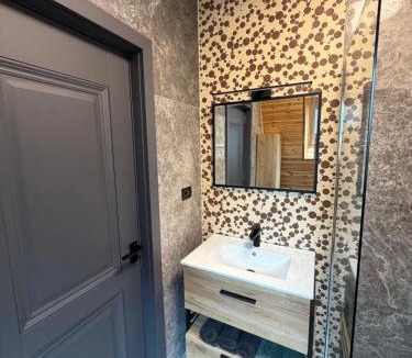 Capatineni-Ungureni Ski Chalet | Cabana Mircea cel Bătrân