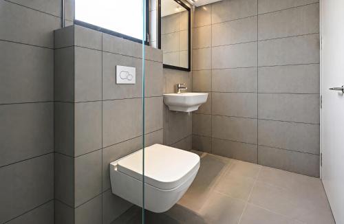 Delhi Hotel | Hotel MORO A Luxury Collection Ashok Vihar & Model Town