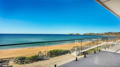 Wamberal House | On The Beach #13 Beachfront, Ocean Views Accom Holidays