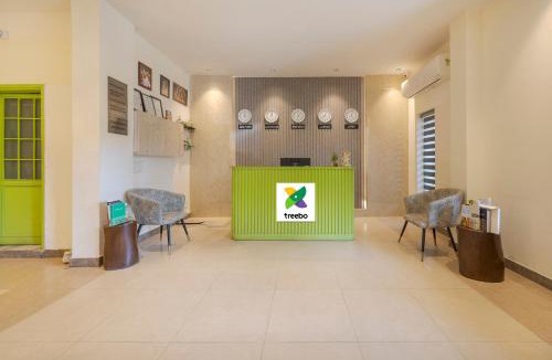 Greater Kailash Hotel | Treebo Ace Luxe