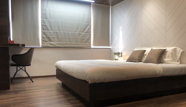 Luxurious Sea View Apartment near Mahim Church, Raheja Hospital, 1BKC.