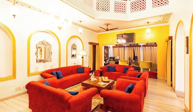 Bassi House 4-BHK Villa with Garden
