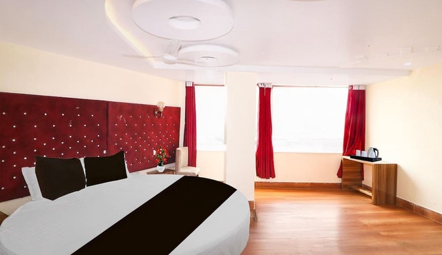 Super Deluxe Room Hotel Rise And Dine