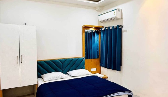 Hotel Raj Inn