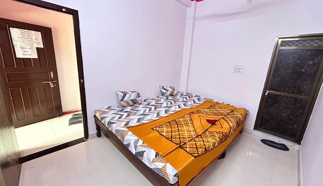 Anirudhha Home Stay