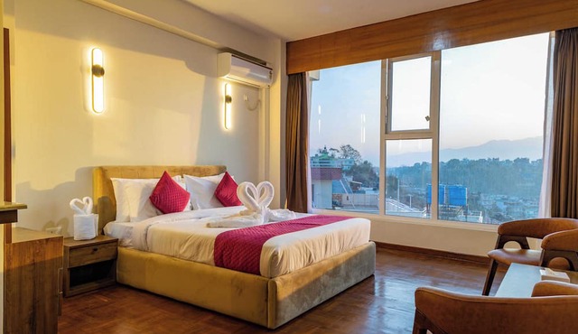 Mhendo Hotel & Studio Suites in Burhanilkantha