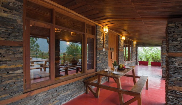 Alaya Stays Suro Woodbine Chalet Cottage