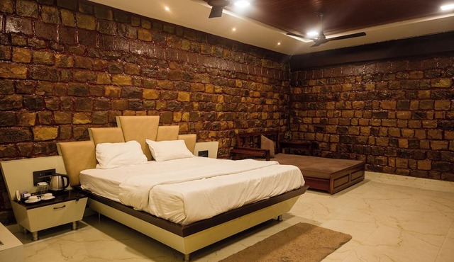 AKAY Resort & Villas