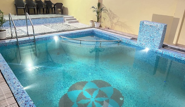 Charming 2-bedroom villa in pleasant Udaipur with Private pool AC, WIFI