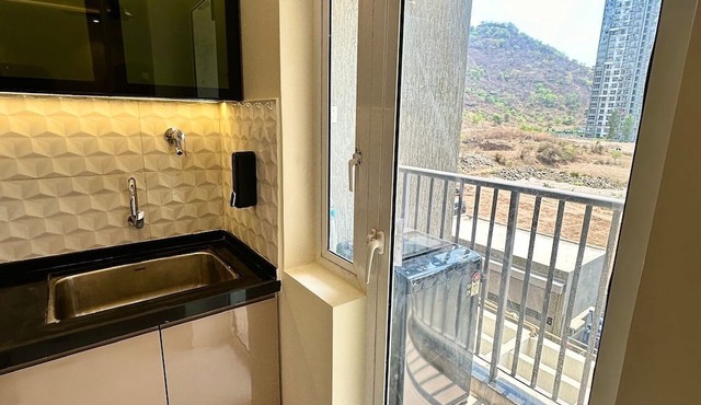 Premium - Cozy Hill View Retreat - Modern 2 BHK