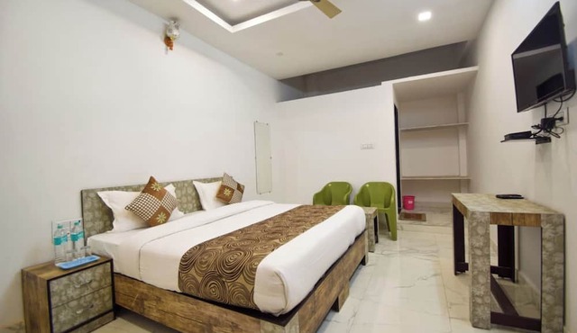 Hotel Keshav Residency