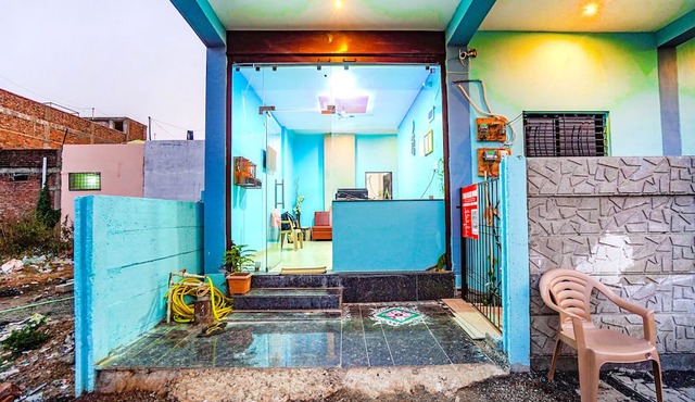 FabExpress Evaan Deluxe Rooms
