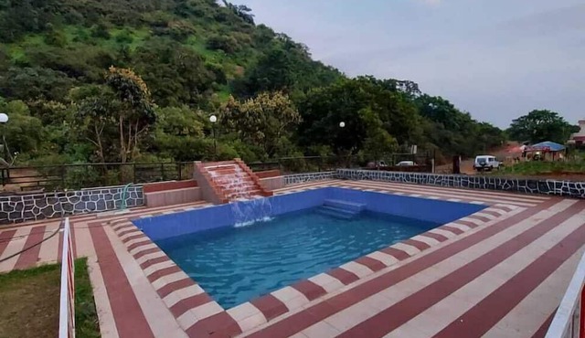 THE SHELAR'S ROYAL INN